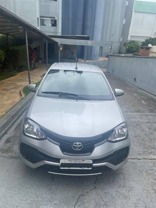 TOYOTA ETIOS 1.5 X PLUS SEDAN 16V FLEX 4P AUTOMÁTICO TOYOTA ETIOS 1.5 X PLUS SEDAN 16V FLEX 4P AUTOMÁTICO